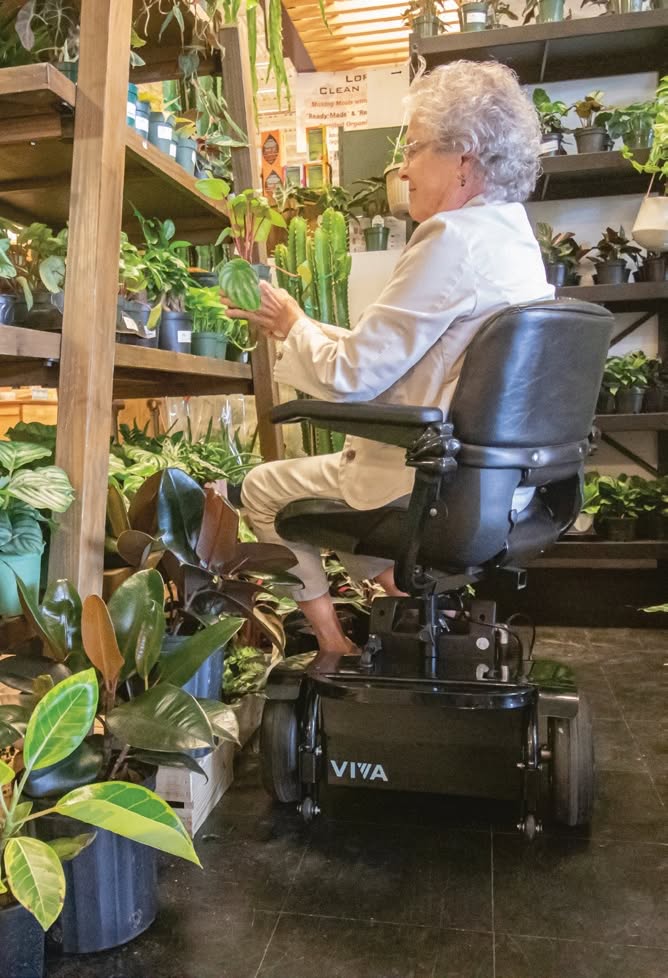 Amigo Mobility - VIVA Electric 3-Wheel Mobility Scooter