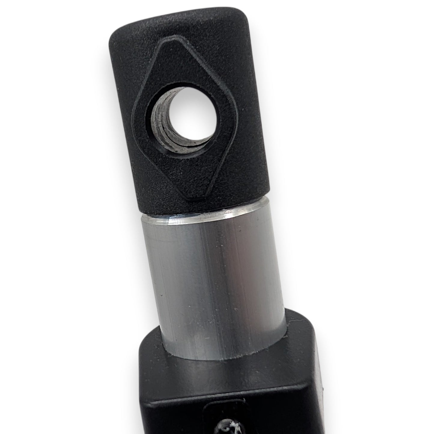 motor end / front clevis