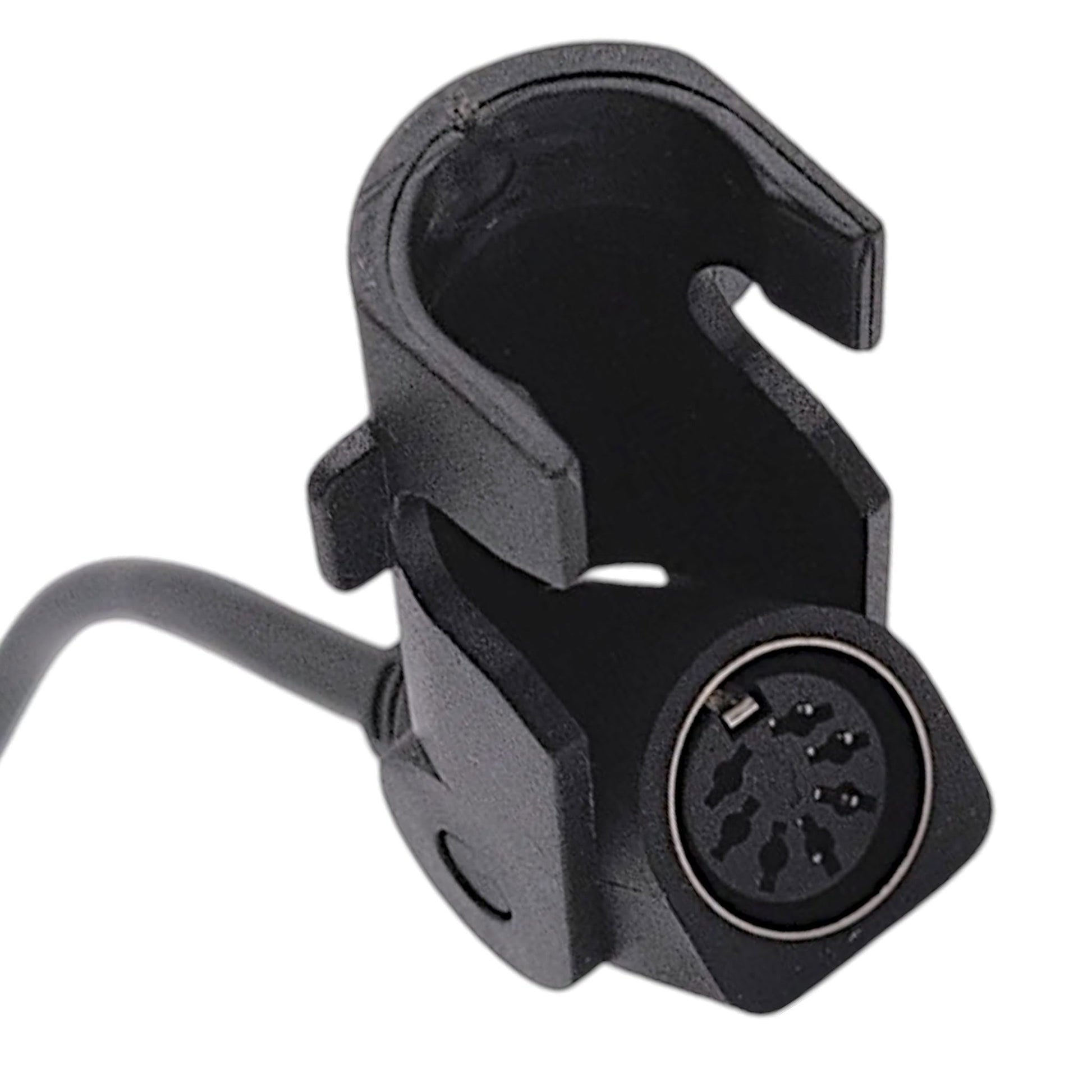 closeup of female 5-Pin connector with clamp