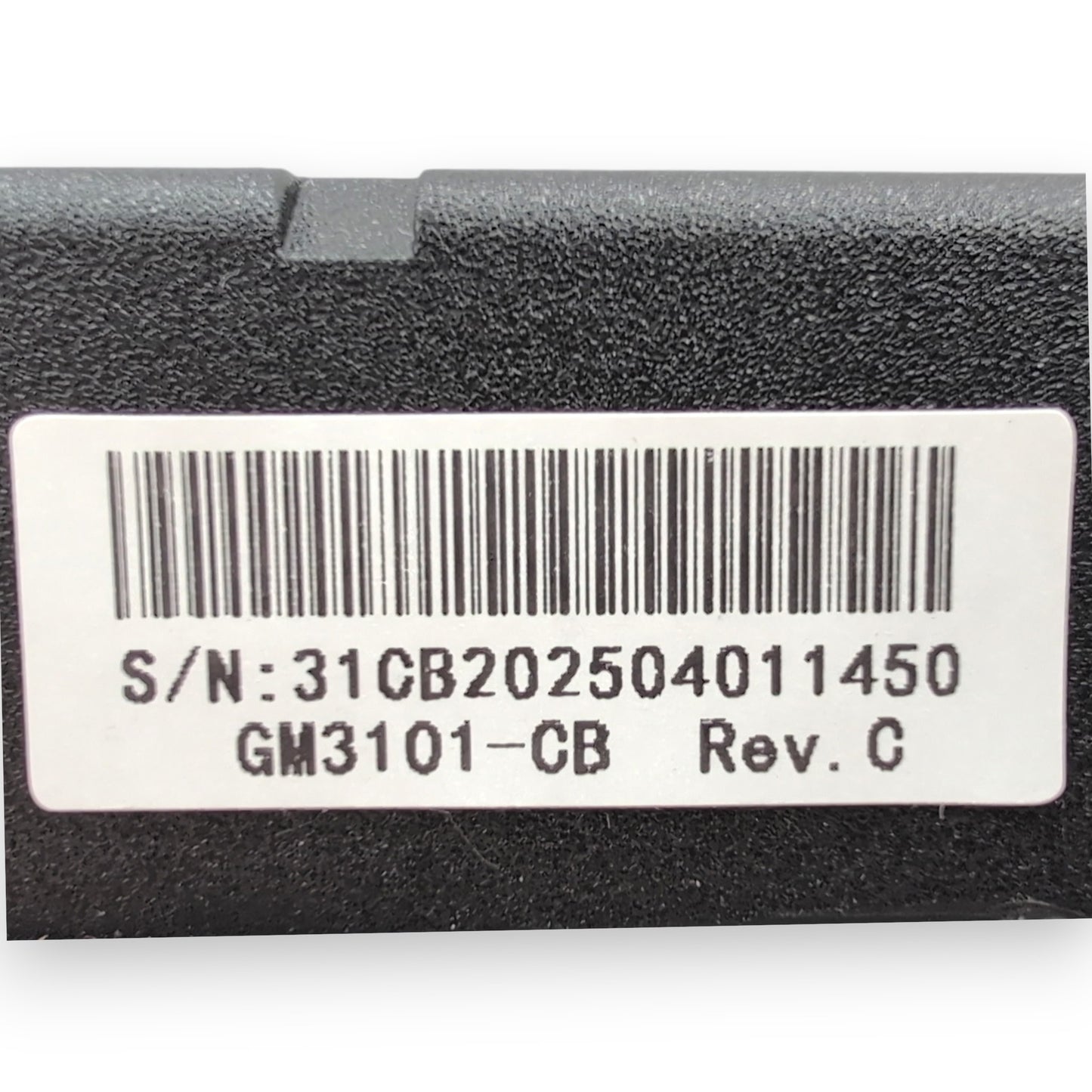 product label showing part number gm3101-cb, serial number, and revision number