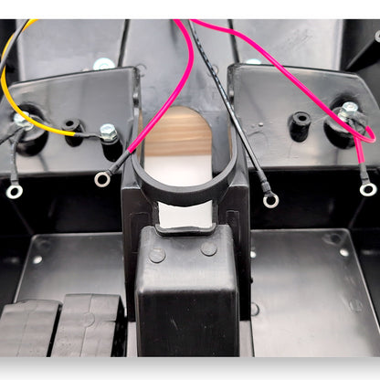 ring terminal that connect the battery to the box